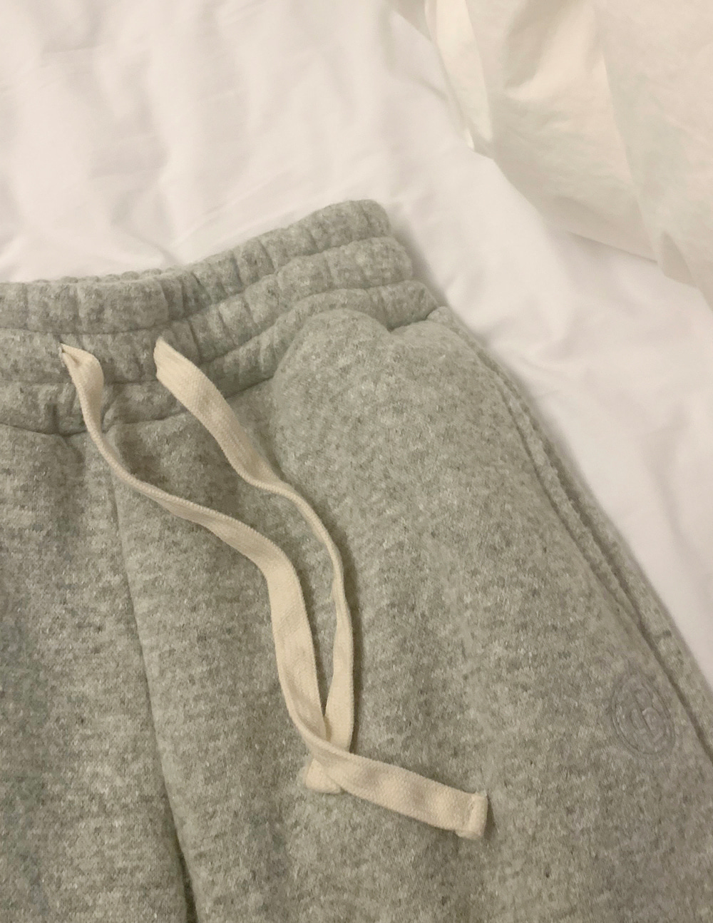 [made] austen sweat pants